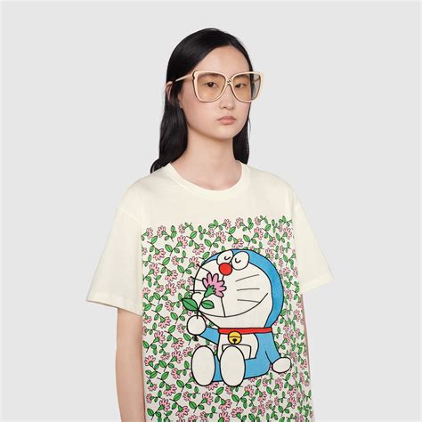 doraemon t shirt gucci